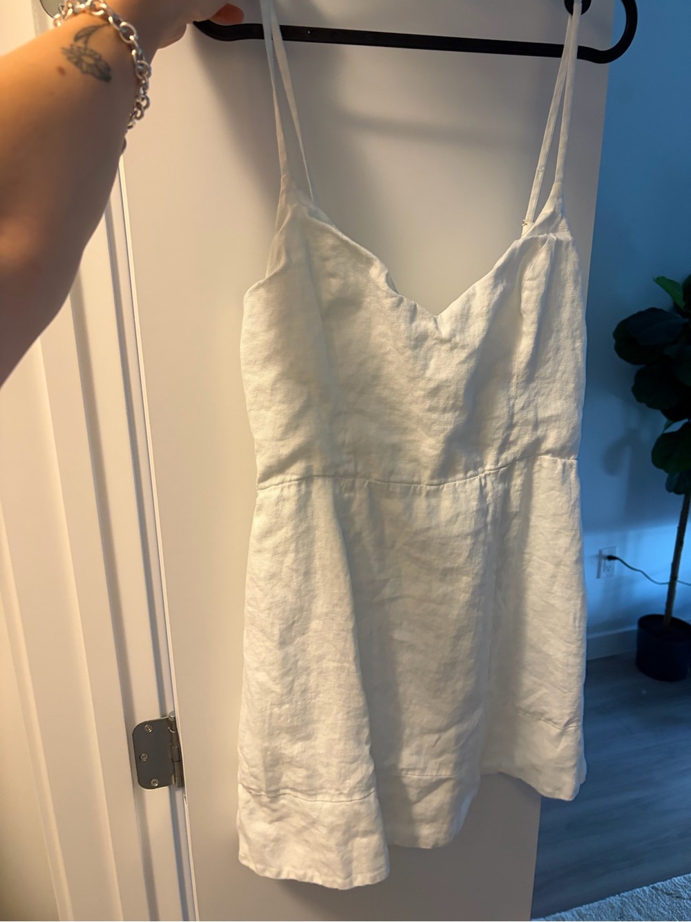 Reformation White Linen Blend Garment Label Detail